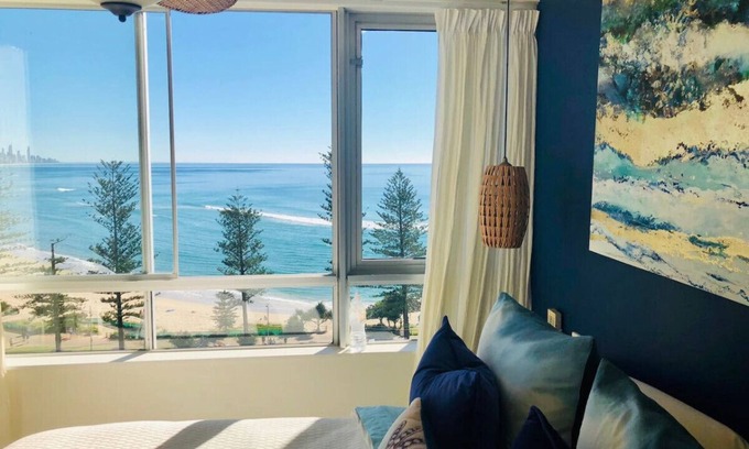 Burleigh Heads Apartment | Ocean Vista Escape Burleigh Beach