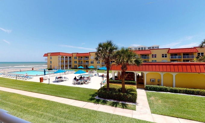 New Smyrna Beach Condo | Oceanfront 2BR/2BA Condo,Direct Beach Access, Pool, Point East, New Smyrna Beach