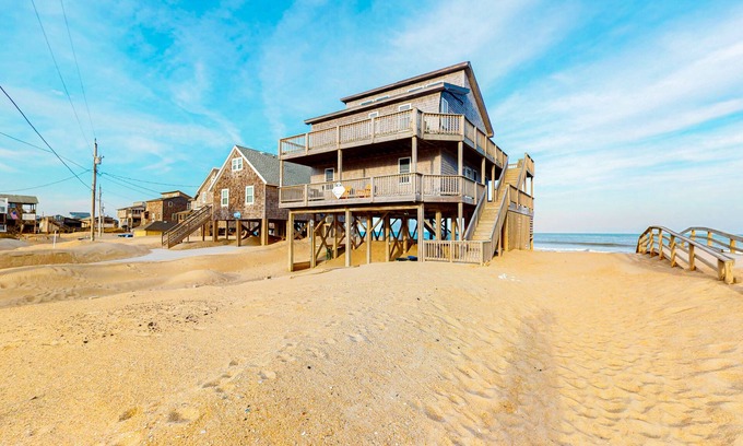 Buxton House | Oceanfront 4 bedroom house w/private W/D, WiFi, shared pool, AC