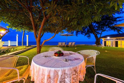 Hua Hin Villa | Oceanfront 6 Bedroom Twin Villas - OV6