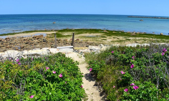 East Dennis House | Oceanfront Bayside home with private beach!