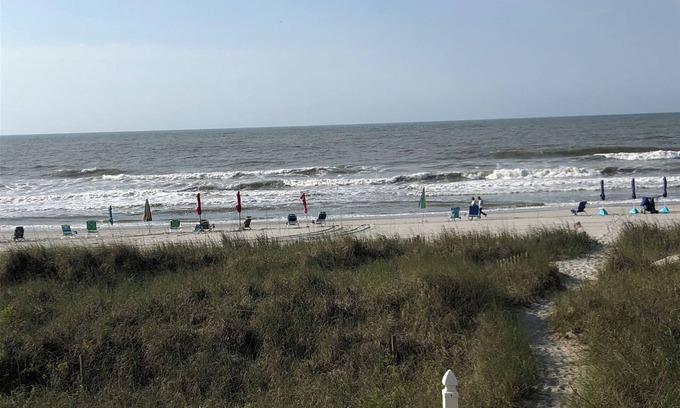 Ash Condo | Oceanfront Condo - 2 bedroom, 2 bath. Relax and Enjoy