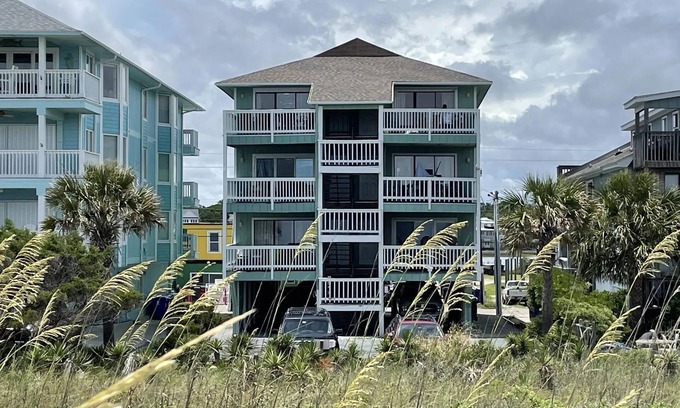 North Carolina Coast Condo | Oceanfront Condo | Walk to Beach & Boardwalk