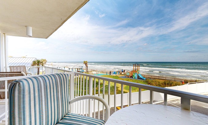 Lenox Park Condo | Oceanfront condo with pool, hot tub, balcony, game room, and fitness room