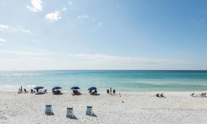 Panama City Beach Condo | Oceanfront condo with scenic balcony! 1/2 Sleeps 6