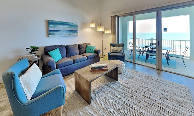 Palm Coast Condo | Oceanfront Condo with Private Balcony Views, Pools, Fitness Center