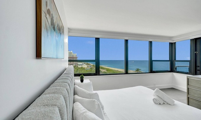 Mid Beach Apartment | Oceanfront Luxury 3BR/3BA Condo w/Resort Pools, Gym & Sauna 902