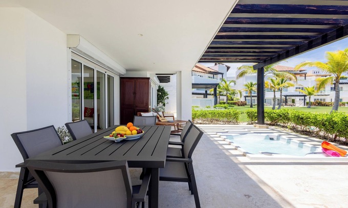 Punta Cana Apartment | Oceanfront Oasis - 2 bedroom apartment in Cap Cana