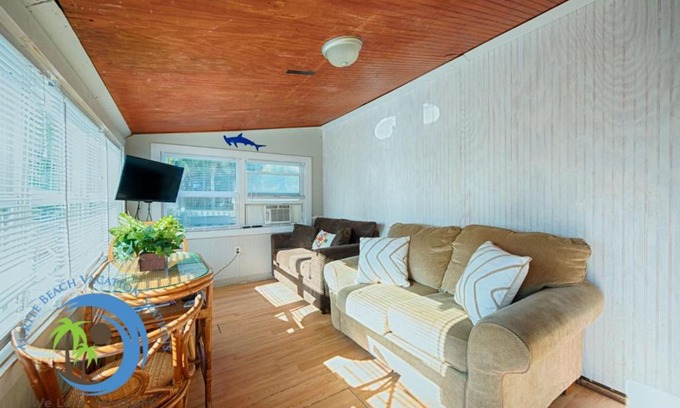 Ocean Drive House | Oceanfront Ocean Drive Cottage