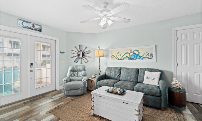 Cape Caneveral Beach Gardens Condo | Oceanfront Resort Style | Heated Pool | 1 Bed+Flex | Ground Floor | Beach Gear