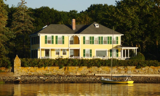 Cape Porpoise House | Oceanfront, Stunning Views of Islands/Lighthouse, Tennis, Walk to Restaurants