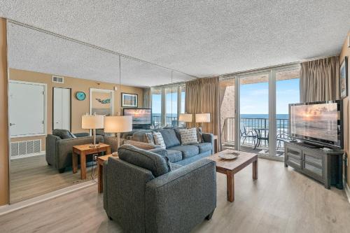 New Smyrna Beach House | Oceania Beach Club 604