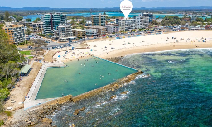 Forster Apartment | Oceanic 7 - Opposite from main beach
