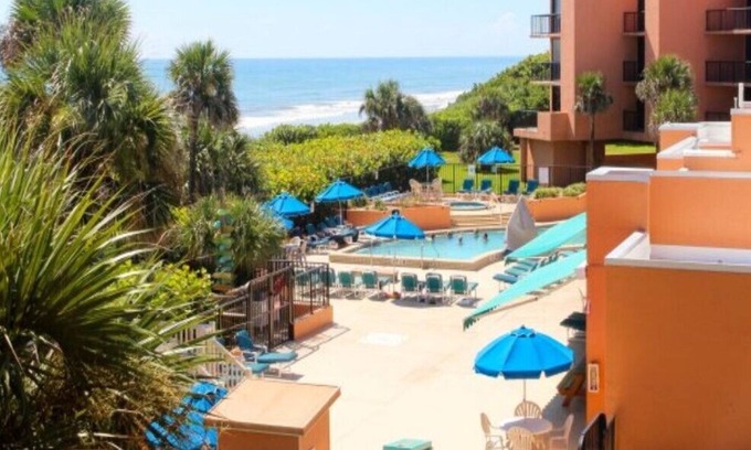 Tropic Resort | Oceanique Resort - Spacious 2 Bedroom W/Kitchen