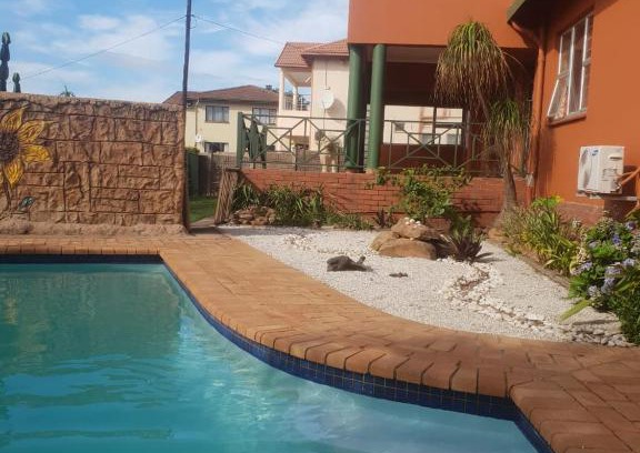 Bluff Apartment | Oceans on Marine