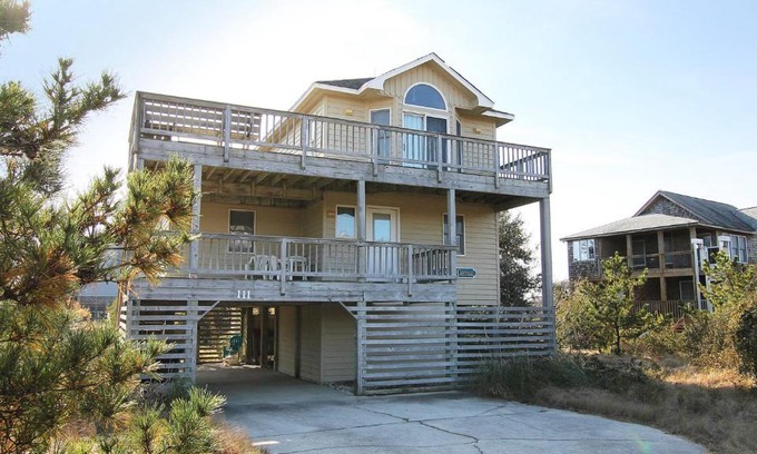 Carolina Dunes House | Oceanside, Dogs Welcome, Easy walk to the Beach, CD12, Marsh Rose Cottage