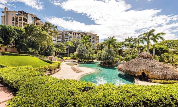 Rio Seco Apartment | ✧ Oceanview Escape ✧ Large Pool and 24/7 Security!