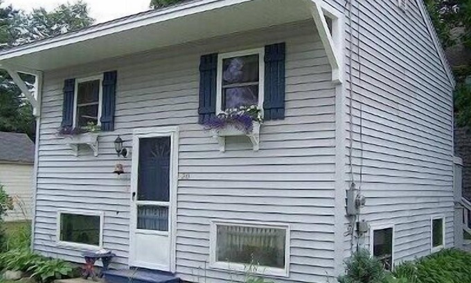 Ogunquit Cottage | Ogunquit Cottage - 3/10 Mile To Beach!