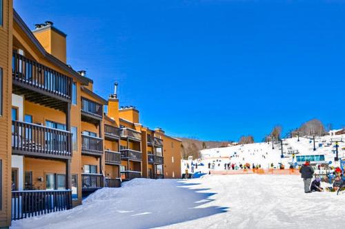 Ludlow Apartment | Okemo Mountain Lodge B203