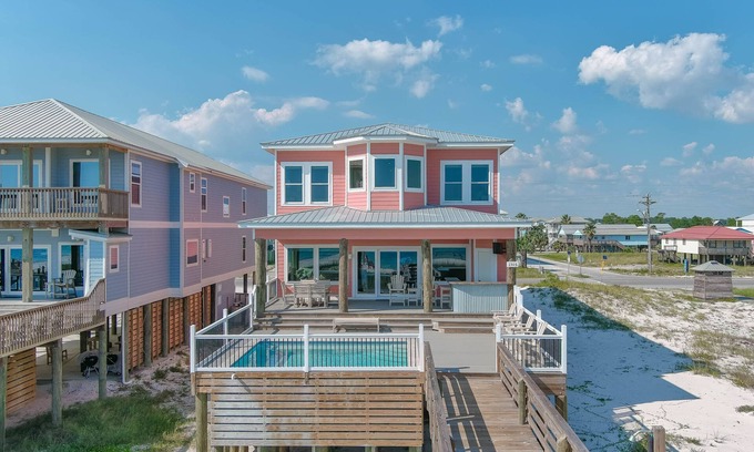 Gulf Shores House | Ola Vista Game Room/Pool/Theater close to heart of Gulf Shores FREE Activities and Golf