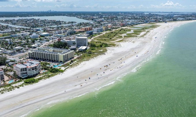 Treasure Island Apartment | Olas Oasis - Cozy T.I. Beach Getaway