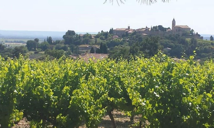 Cairanne Other | Old farm in the middle of the vineyards