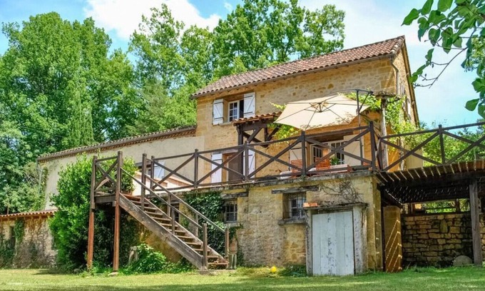 Le Buisson-de-Cadouin House | Old farmhouse and orchard with swimming pool