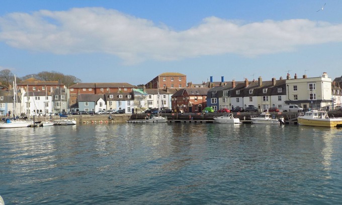Weymouth Cottage | Old Harbour Townhouse