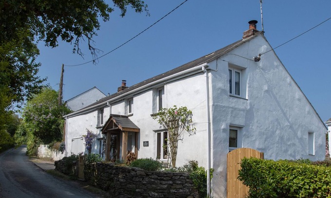 Newquay Cottage | OLD KIDDLYWINK, pet friendly, character holiday cottage in Cubert