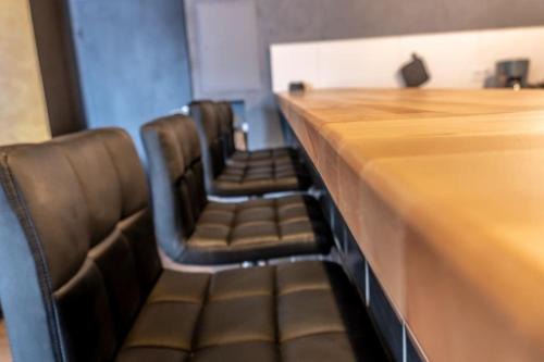 Rathaus Wattenscheid Apartment | Old Pub in New Design for up to 12 people