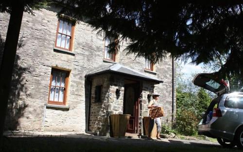Glynarthen House | Old Stone Cottage