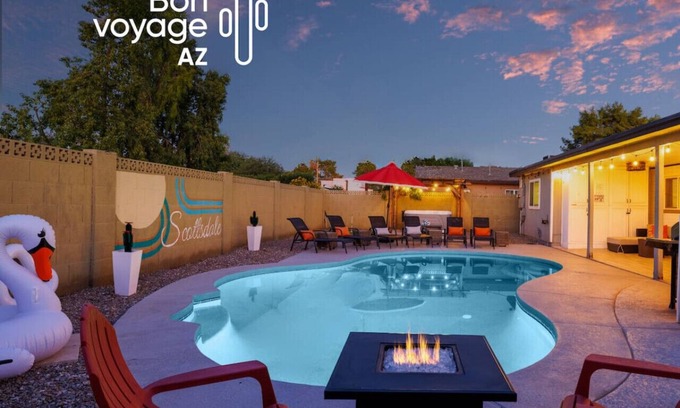 Peaceful Valley House | Old town home w/*heated pool, hot tub & fire pit