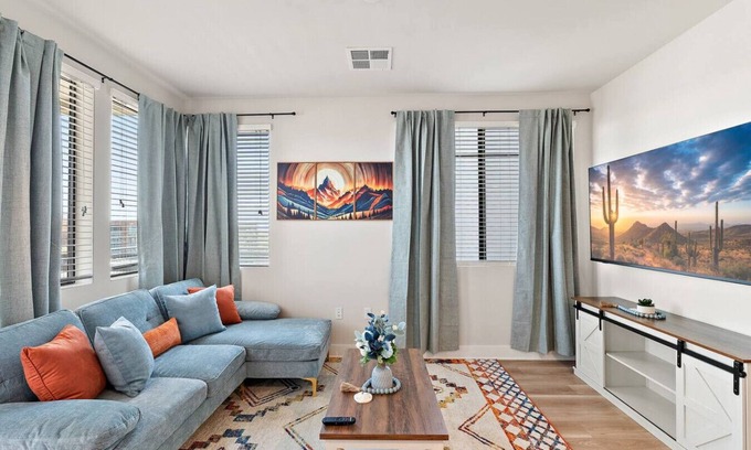 South Scottsdale Apartment | Old Town Scottsdale Gem! Pool2BR