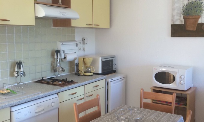 Lorgues Apartment | OLIVIER apartment for 2/3 persons in villa