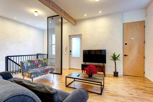 Viauville Apartment | Olympic Stadium - Biodôme - Close to Downtown