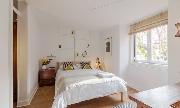Santos Apartment | OM Lapa Apartment, Lisbon