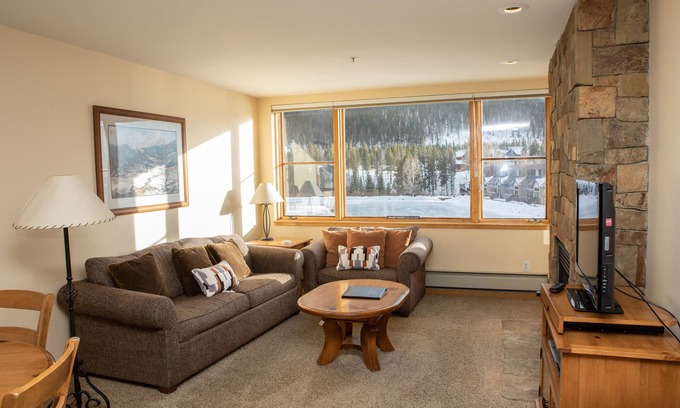 Lakeside Village Condo | On Keystone Lake/Shuttle to Lifts/Pool and Hot Tub Access/Great Amenities