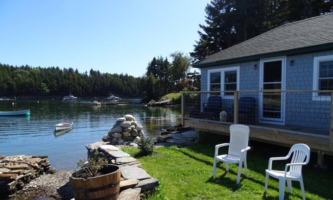 Mid-Coast and Islands Cottage | On the Rocks - One-of-a-kind setting on the Reversing Falls of Basin Point!