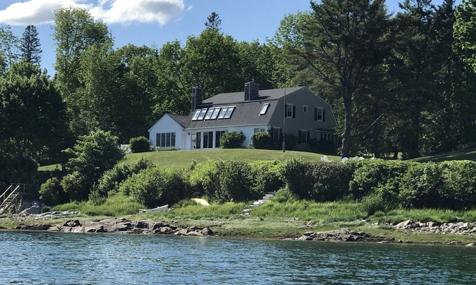 Lamoine Beach House | On the water, SPECTACULAR mountain/ocean views. Close to Acadia National Park.