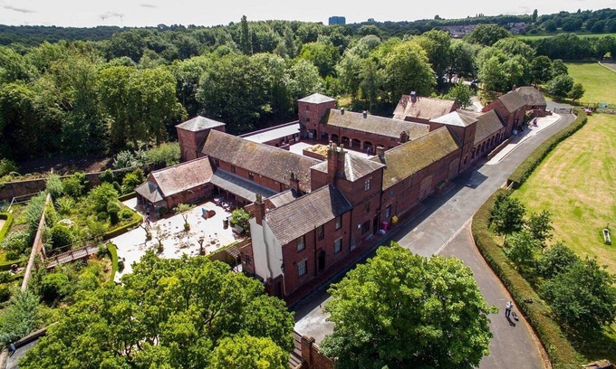 West Bromwich Apartment | One-Bedroom Apartment at Development House