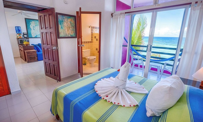 Akumal Apartment | One Bedroom Beachfront Efficiency Apartment