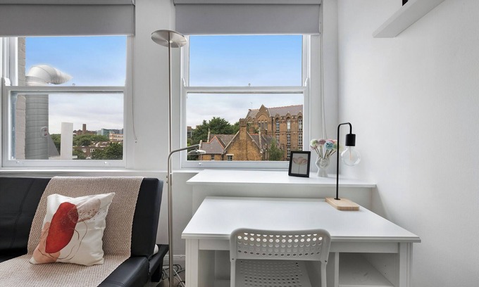Archway Apartment | One Bedroom Flat Archway Station | Sleeps 5