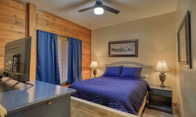 Pagosa Springs Condo | One bedroom Golf Course condo with A/C