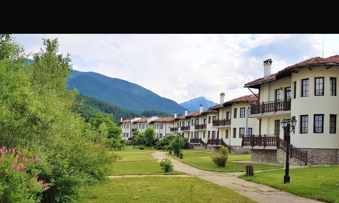 Shiligarnika Apartment | One-bedroom Villa in the beautiful Pinerose Resort