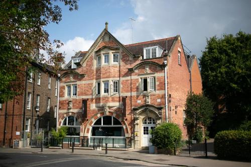 Royal Tunbridge Wells Hotel | One Warwick Park Hotel