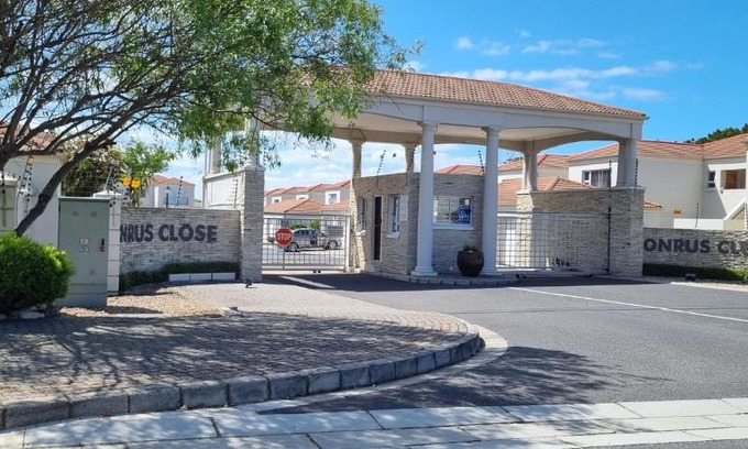 Hermanus Apartment | Onrus Close