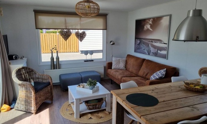 Serooskerke Ski Chalet | Oostveen Comfortable holiday residence