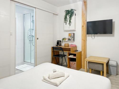 Thabor - Saint-Helier Apartment | Opale - Centre Historique - Proche gare - Calme