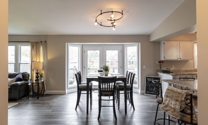 Warren House | Open Concept Centrally-Located in Metro Detroit