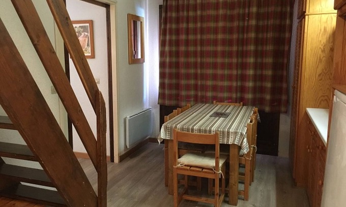 Les Bruyeres Apartment | Orée des Pistes 39: 2-Piece Mezzanine Apt, Ski-in/Ski-out, Les Menuires, Sleeps 6, WiFi